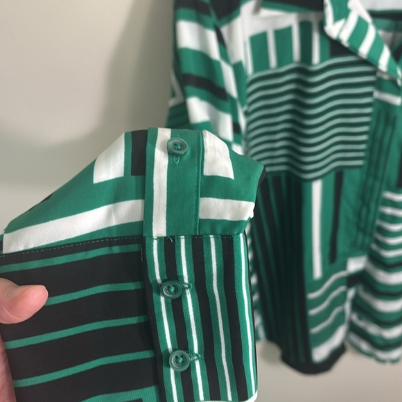 Nine West Green and White Casual Button Down Shirt - Picture 6 of 6